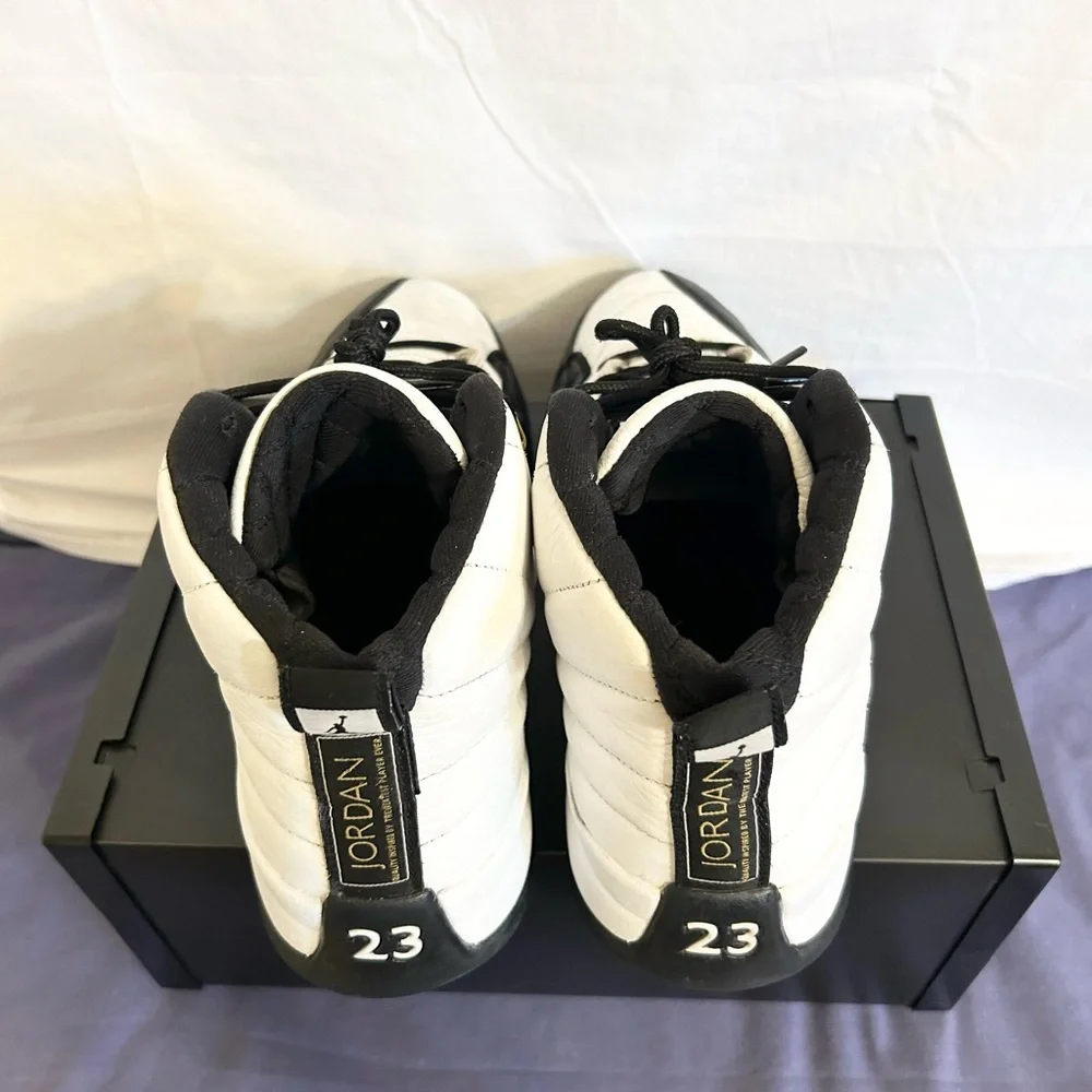 AUTHENTIC Jordan 12 Retro “Royalty” size 11.5 CT8013-170 2021 PRE-OWNED
